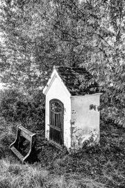 Little Chapel 3 (Black & White Natural)
